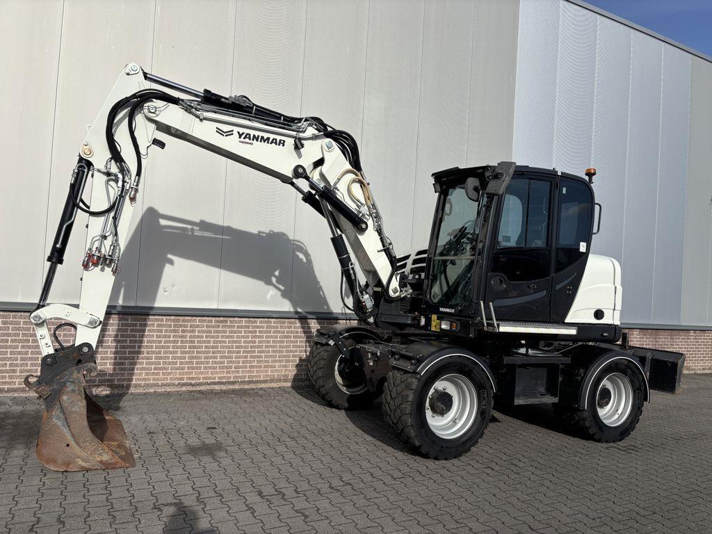 Yanmar B95W Wielgraafmachines