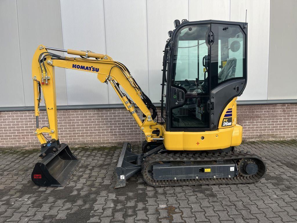 Komatsu PC26 Minigraafmachines < 7t